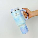 ماگ استنلی دسته دار(۱.۱۸ لیتر ) Quencher H2.O Tumbler طرح رگه دار