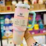 ماگ استنلی دسته دار(۱.۱۸ لیتر ) Quencher H2.O Tumbler طرح رگه دار - Image 5